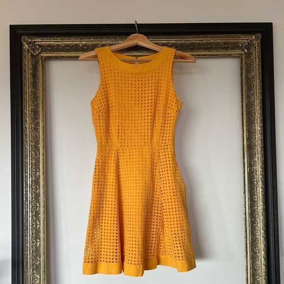 Tommy Hilfiger yellow textured dress. It runs small. - Picture 2 of 3